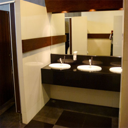 คริสตัน ดีไซน์ เซ็นเตอร์ CRYSTAL DESIGN CENTER ห้องน้ำ
